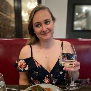 Meet your Posher, Abby